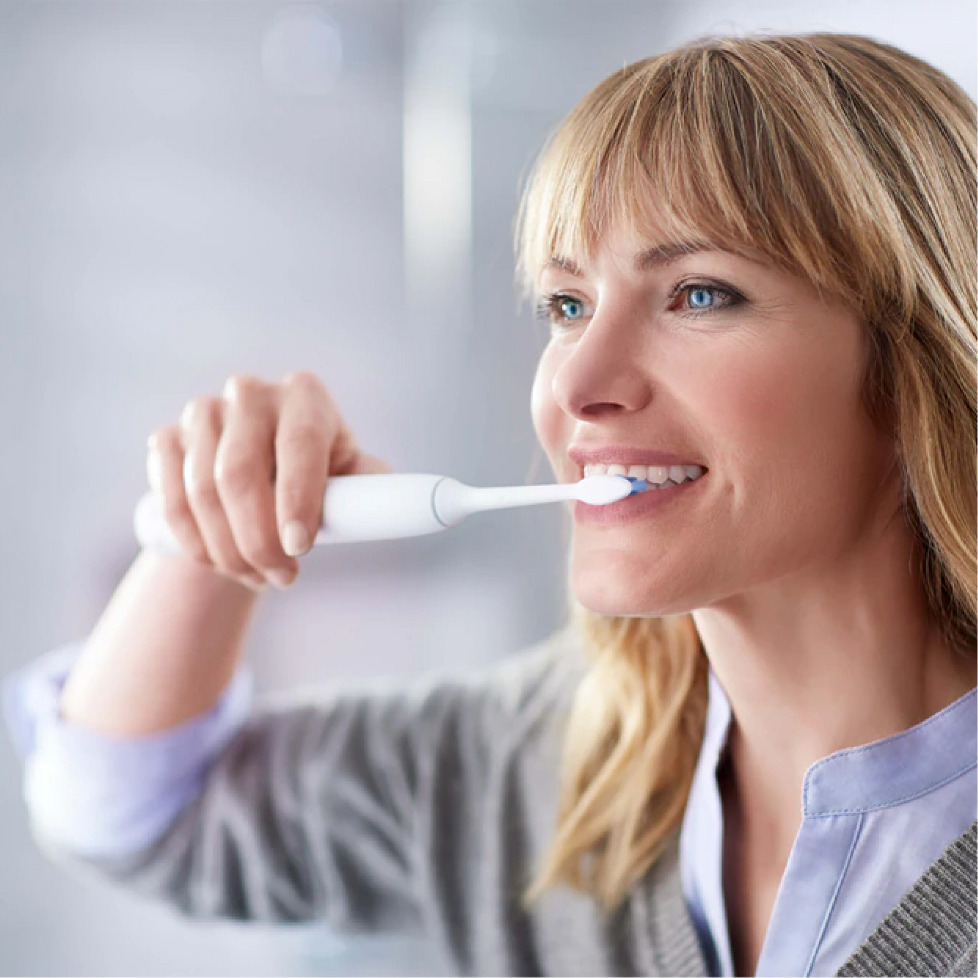 Электрическая зубная щетка Philips Sonicare ProtectiveClean 6100 HX6877/28